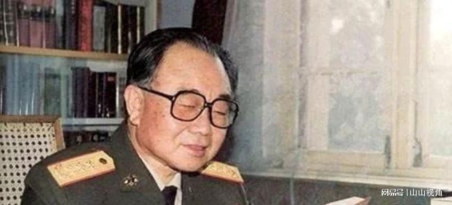 就最高的是他1994年升为上将AG真人直营上将的众多秘书中成(图1)