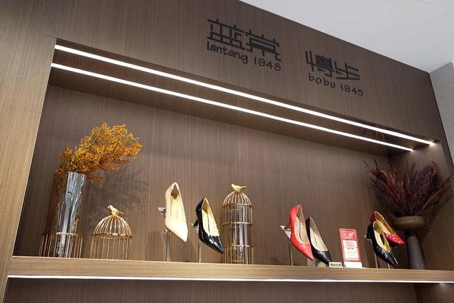 家八十年老字号品牌老店新开↑AG真人娱乐网址南京西路上这(图1)